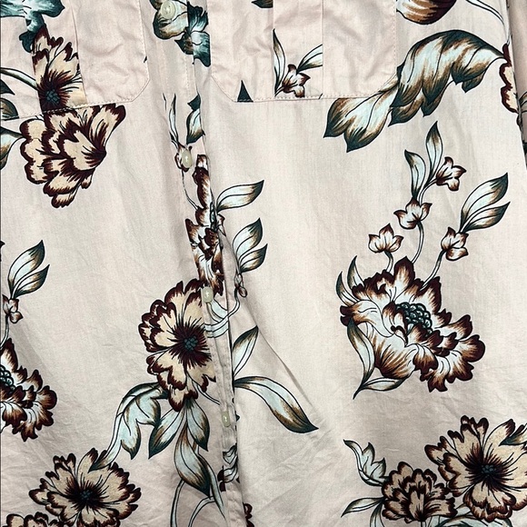 Lauren Ralph Lauren Floral Button-Up Blouse PM - Picture 5 of 6